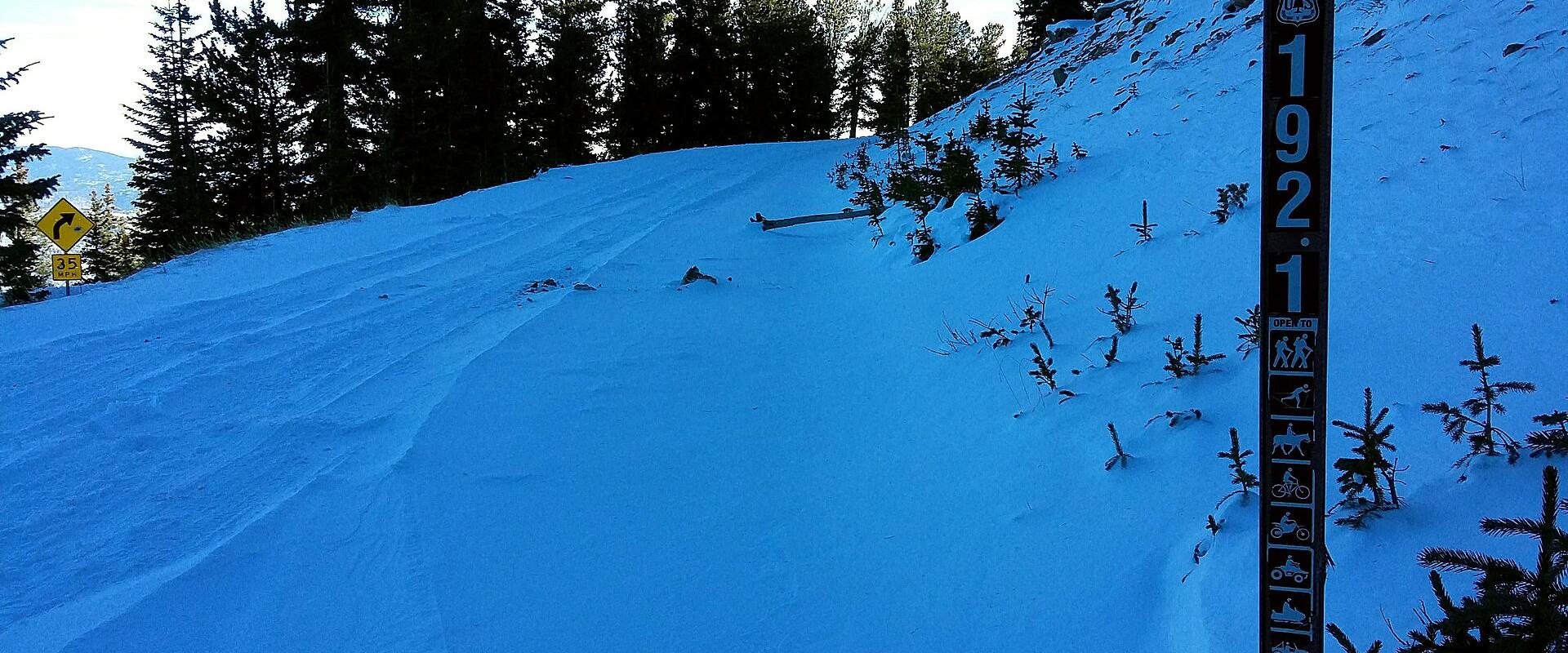 Squaw Pass Trail