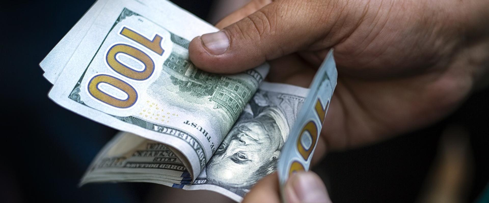 Money & Currency